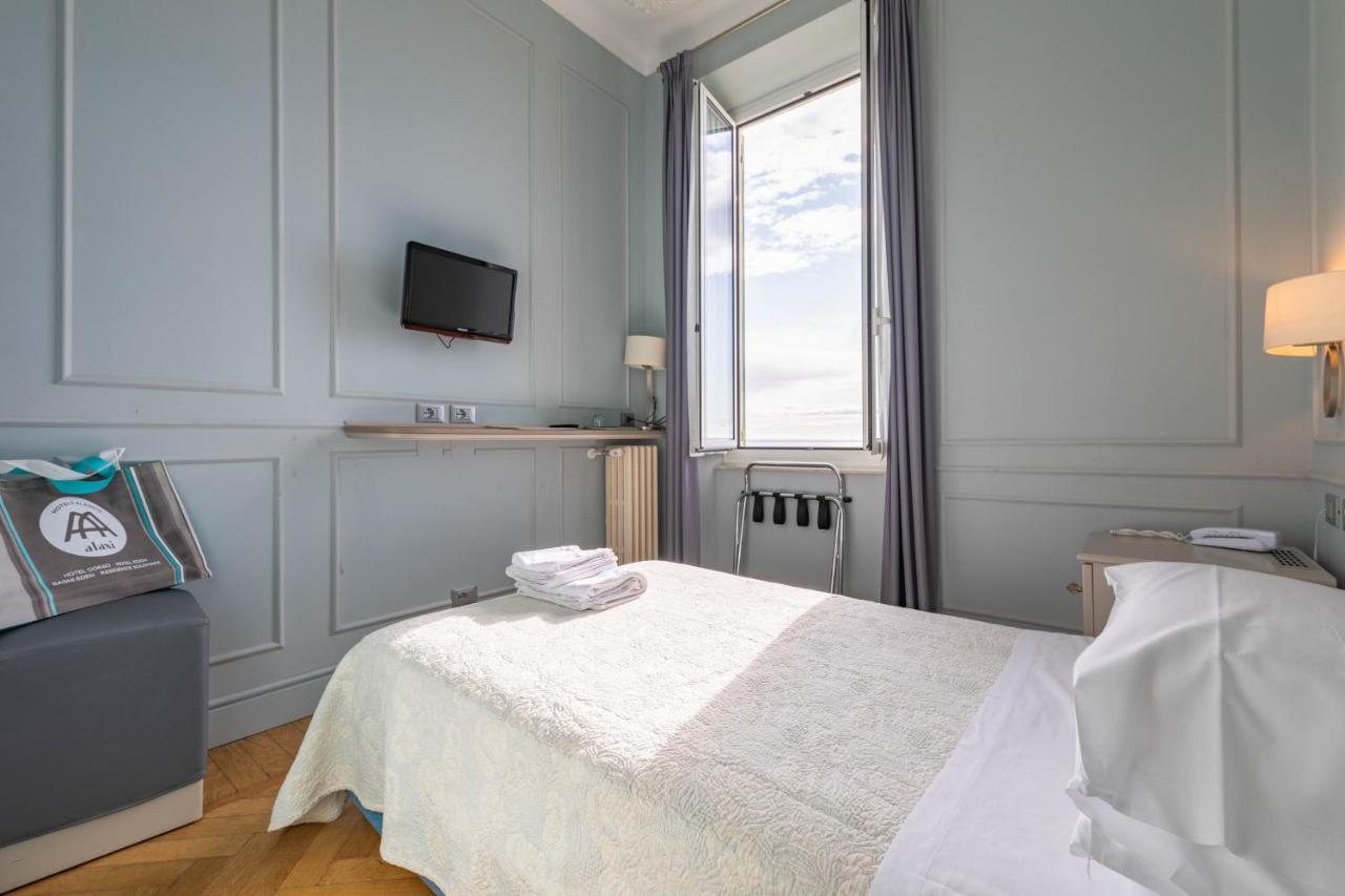 Hotel Eden Alaxi Hotels อาลัสซิโอ ภายนอก รูปภาพ
