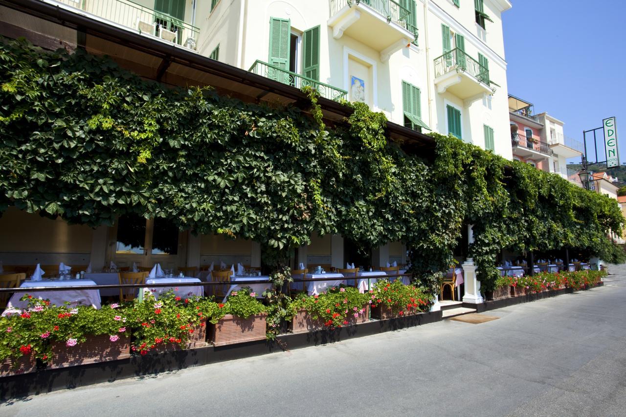 Hotel Eden Alaxi Hotels อาลัสซิโอ ภายนอก รูปภาพ